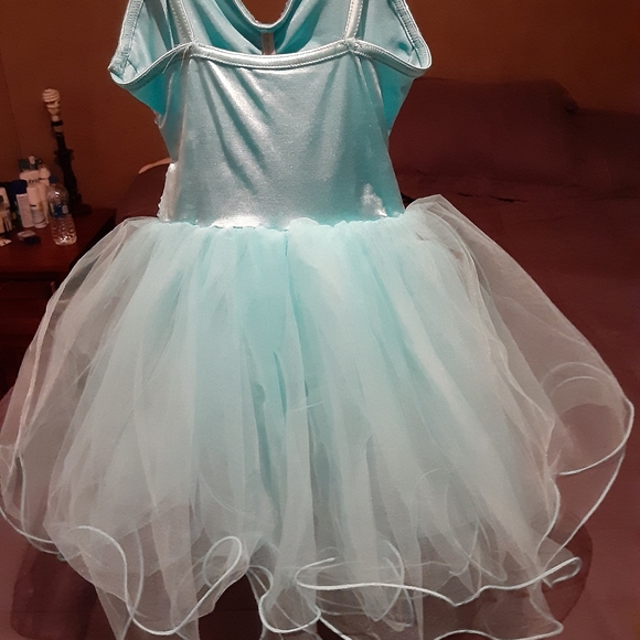 Tutu - Picture 2 of 3